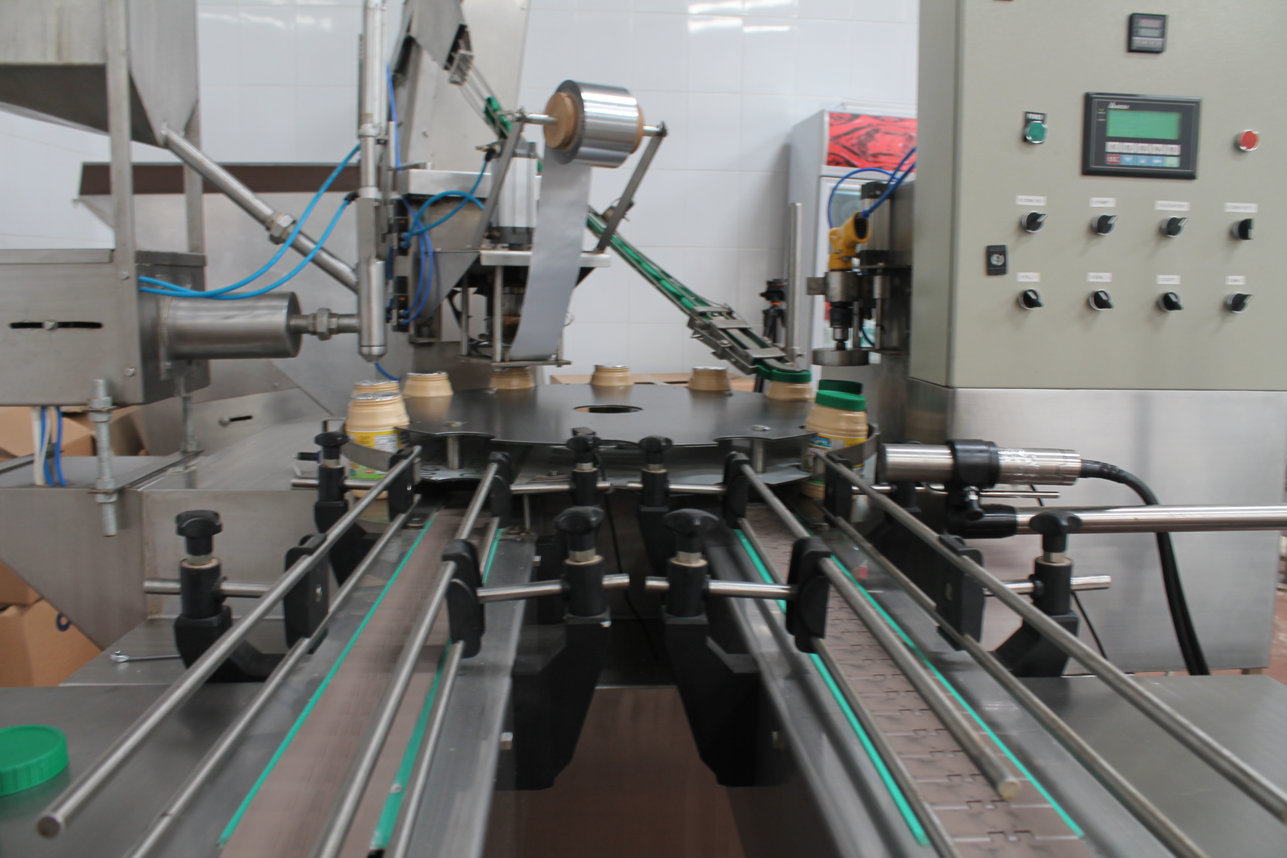 Why Precision Filling Machines Are Essential in Modern Manufacturing